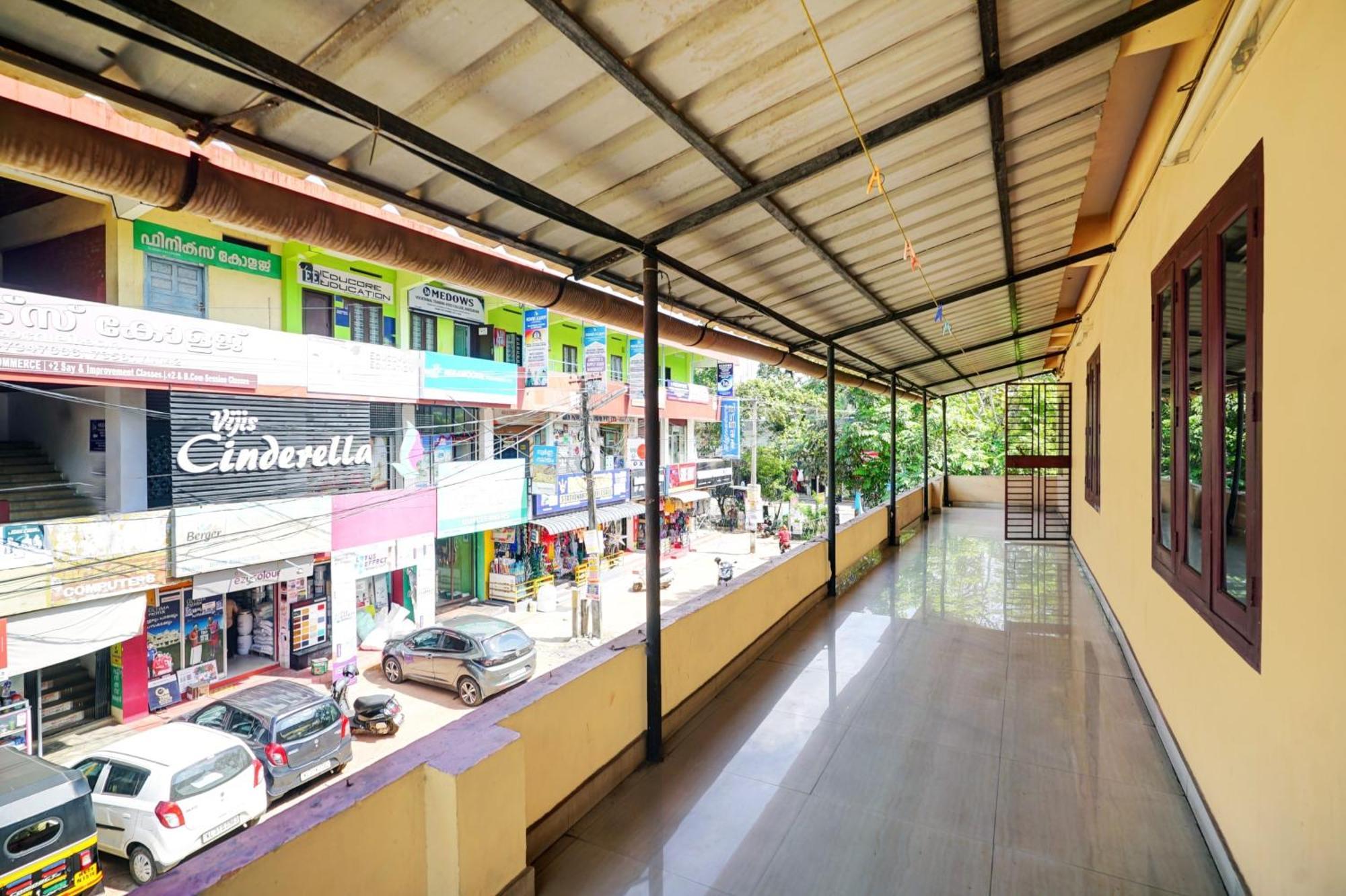 Hotel O Lekshmi Rooms & Villas Mavelikara Eksteriør billede
